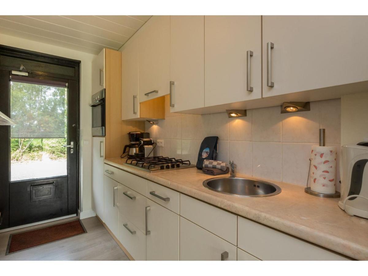 Ground Floor Apartment Near The Beach 弗利辛恩 外观 照片